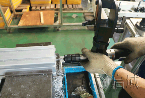 車間一角-黄瓜免费视频APP